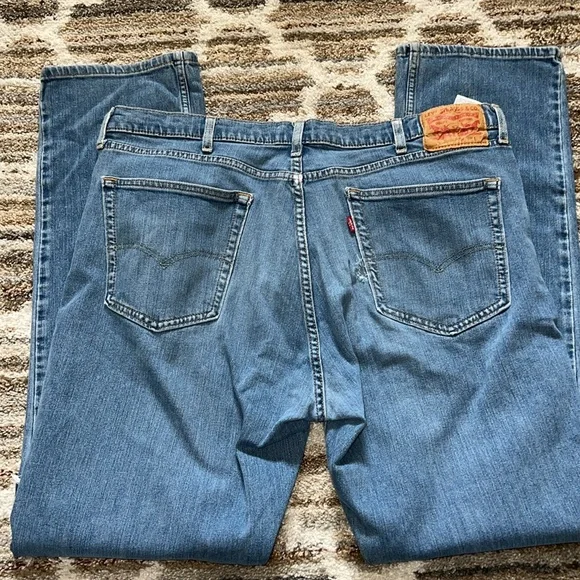 Levi’s Regular Relaxed Fit Mens Distressed Denim - Picture 3 of 8